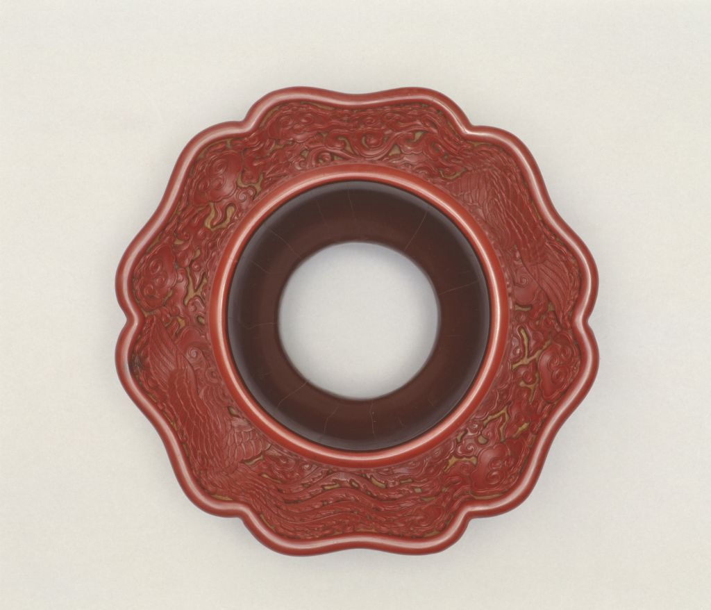 图片[2]-Red cloud phoenix pattern light holder-China Archive